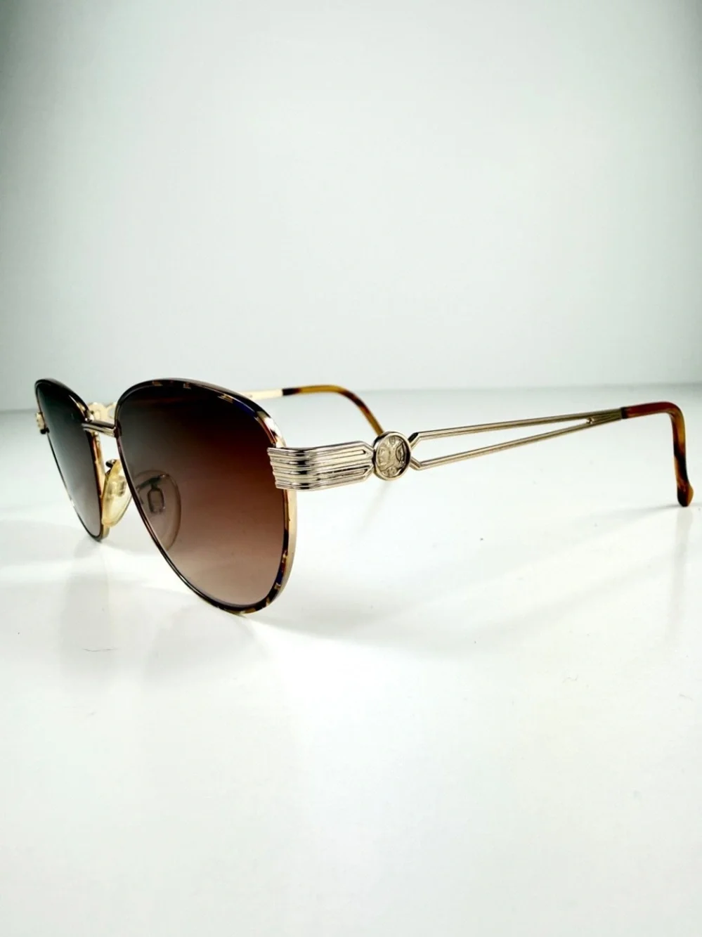 VTG DeadStock FENDI VL7011 Roman Coin Custom Sunglasses Gold Blue Tortoise Set